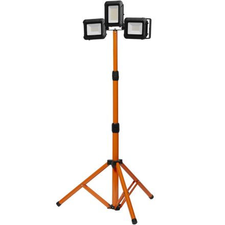 LED reflektor 40W 3600lm 4000K IP54 LEDVANCE WORKLIGHT TRIPOD állványon